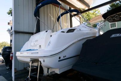 2011 Sea Ray 260 Sundancer