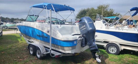 2017 NAUTICSTAR 223 DC