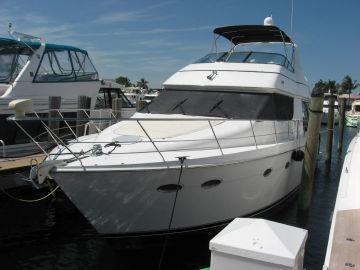 1999 Carver 530 Voyager