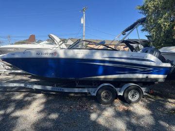 2022 Hurricane SunDeck 217 OB