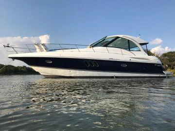 2010 Cruisers Yachts 42 Sport Coupe