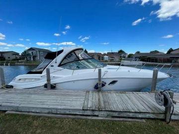 2009 Sea Ray 330 Sundancer