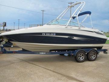 2008 Sea Ray 210 Sundeck