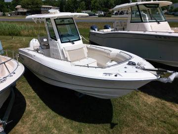 2024 BOSTON WHALER 250 OUTRAGE