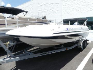 2011 Hurricane Sundeck Sport 201 OB