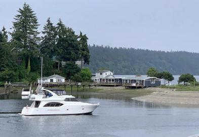 2006 Meridian 580 Pilothouse