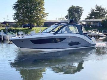 2022 Sea Ray Sundancer 370 Outboard