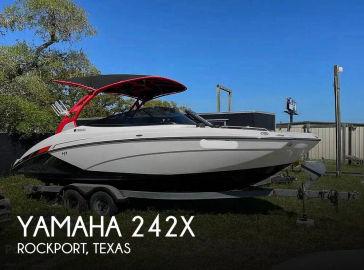 2018 Yamaha 242X