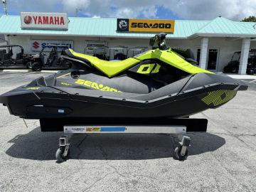 2023 Sea-Doo Spark Trixx 2-up Rotax 900 H.O. ACE iBR and Audio