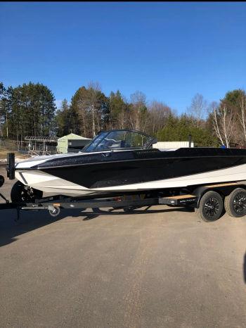 2020 Nautique Ski Closed Bow