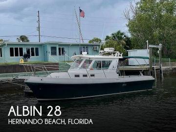 2007 Albin 28 Tournament Express Flush Deck