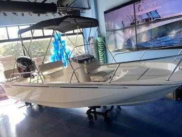 2024 Boston Whaler 170 Montauk