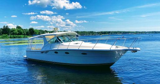 1998 Tiara Yachts 3500 Open