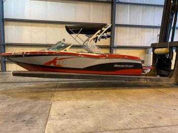 2013 MasterCraft X10