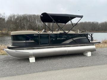 2024 Sylvan L Series L1 Party Fish