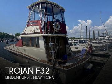 1982 Trojan F32