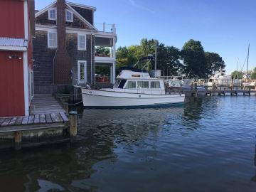 1988 Grand Banks Trawler