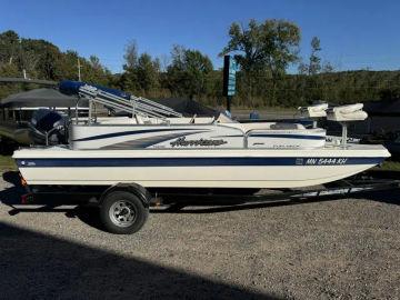 2008 Hurricane Boats 198 OB