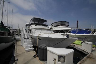 1989 Ocean Alexander Cockpit Motor Yacht