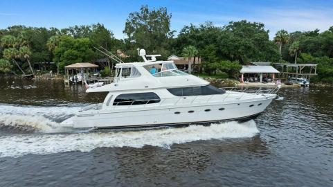 2006 Carver Voyager 56 Pilothouse