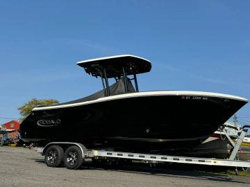 2020 Robalo R230 Center Console