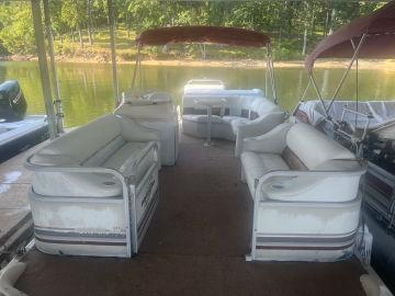 2001 Bennington (Pontoons) 207L