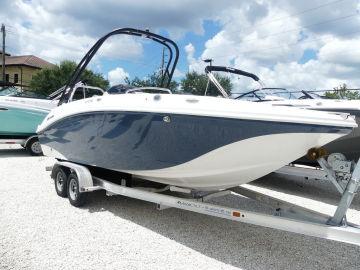 2024 Hurricane Sundeck Sport 218 OB