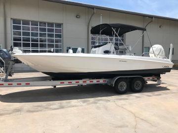 2015 Boston Whaler 240 Dauntless