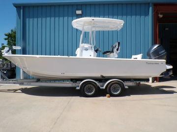 2024 TideWater Boats 2300 Carolina Bay