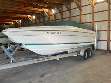 1995 Sea Ray 240 Bow Rider