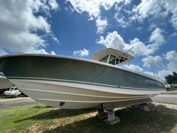 2018 BOSTON WHALER 330 OUTRAGE