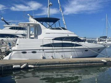 2000 Carver 396 Motor Yacht