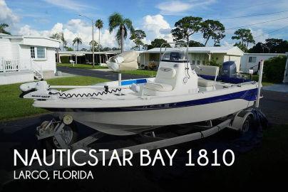 2015 NauticStar Bay 1810