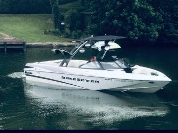 2014 MALIBU WAKESETTER 247 LSV