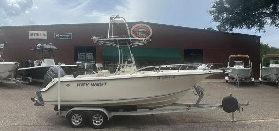 2005 Key West 225CC BLUEWATER