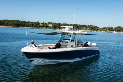 2024 Boston Whaler 330 Outrage