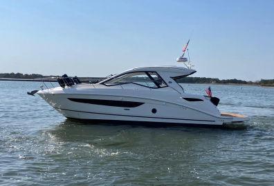 2018 Sea Ray Sundancer 350 Coupe