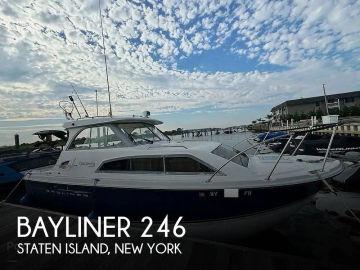 2007 Bayliner 246 Discovery