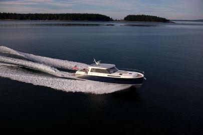 2025 Boston Boatworks BB52