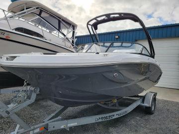 2024 Hurricane SunDeck 2050 OB