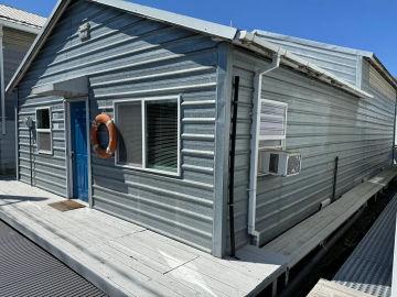 1967 Larson Boathouse