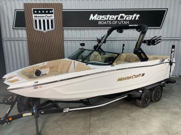 2024 Mastercraft XT24