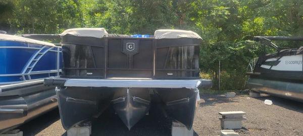 2023 Godfrey Pontoons Monaco 255 C