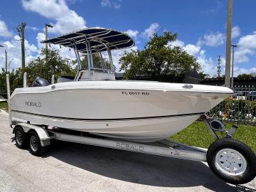 2016 ROBALO R200