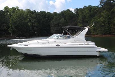 1999 Cruisers Yachts 3075 Rogue