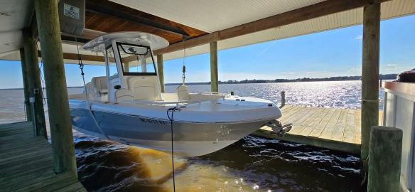 2023 Sea Hunt Escape  Center Console