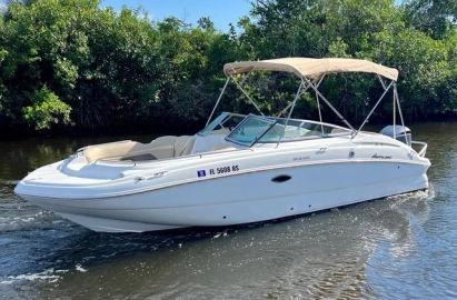 2019 HURRICANE SUNDECK 2400