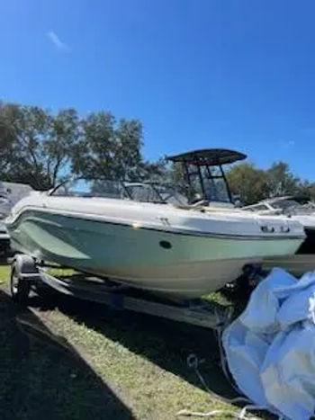 2023 Bayliner Boats DX2000