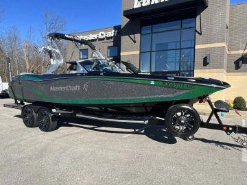 2016 MasterCraft X46