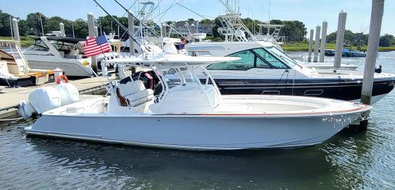 2022 Valhalla Boatworks V-33 Center Console